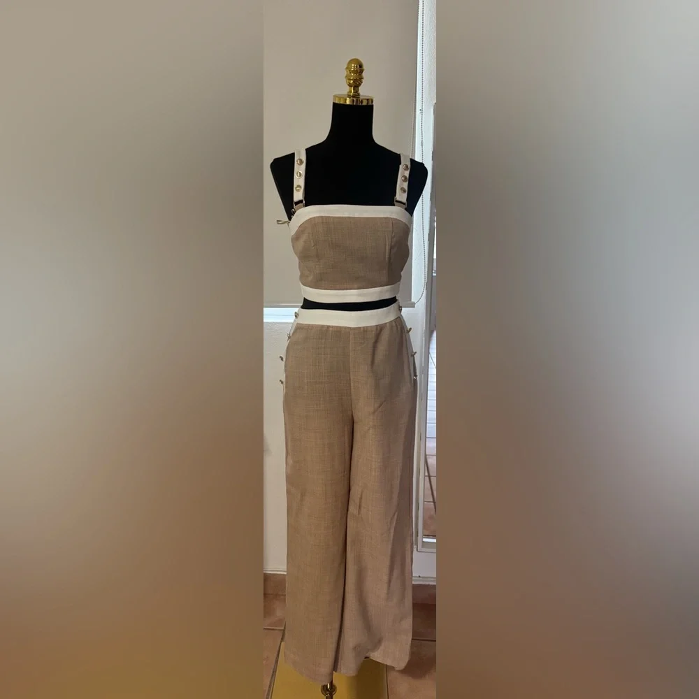 Elegant Tan Women's set - Picture 2 of 2